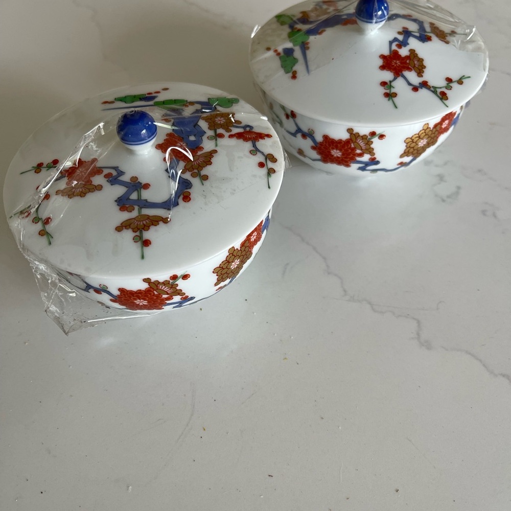 Japanese Floral Patterned Serveware Set with Lids